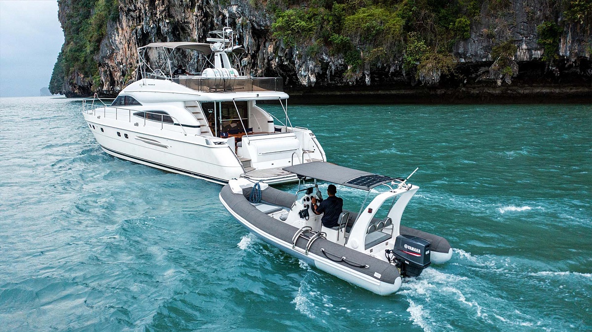 Аренда моторной яхты Princess 65 Oceana на Пхукете